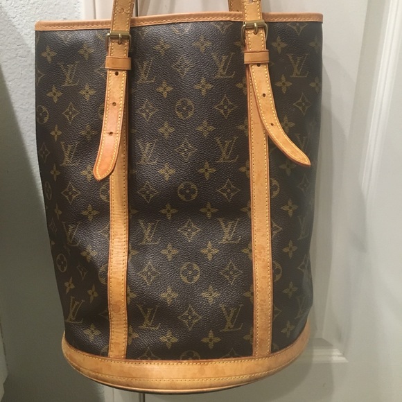 Authentic grand bucket bag gm Louis Vuitton - Picture 2 of 7